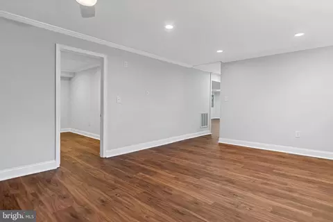 Living - 9910 Jonathan Dr, Dunkirk, MD 20754 photo 9 of 13