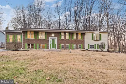Exterior - 9910 Jonathan Dr, Dunkirk, MD 20754 photo 9 of 9