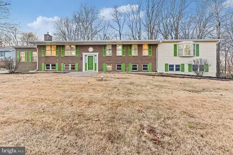 Exterior - 9910 Jonathan Dr, Dunkirk, MD 20754 photo 1 of 9