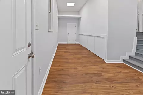 Entry Way - 9910 Jonathan Dr, Dunkirk, MD 20754 photo 6 of 9