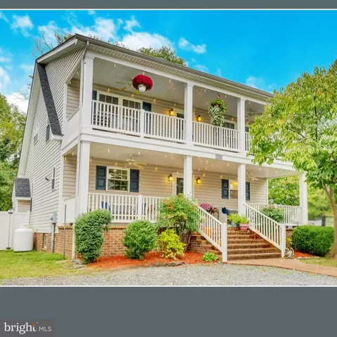 14331 Calvert St, Solomons, MD 20688