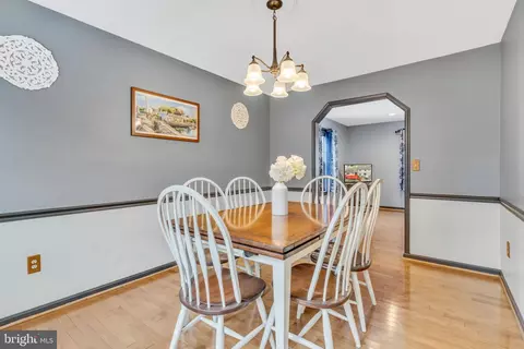 Dining - 9811 Empire Ct, Dunkirk, MD 20754 photo 3 of 3