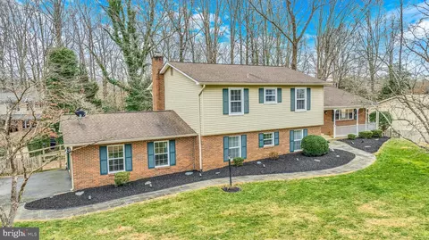 Exterior - 9811 Empire Ct, Dunkirk, MD 20754 photo 1 of 10