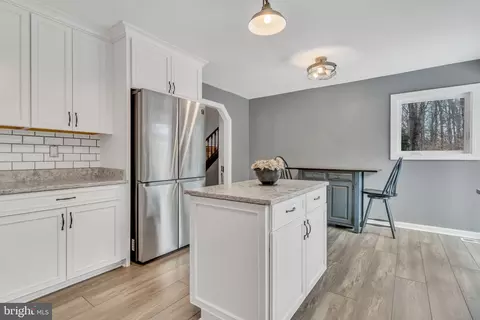 Kitchen - 9811 Empire Ct, Dunkirk, MD 20754 photo 6 of 7