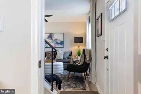 Entry Way - 3707 9th St, North Beach, MD 20714 photo 6 of 8