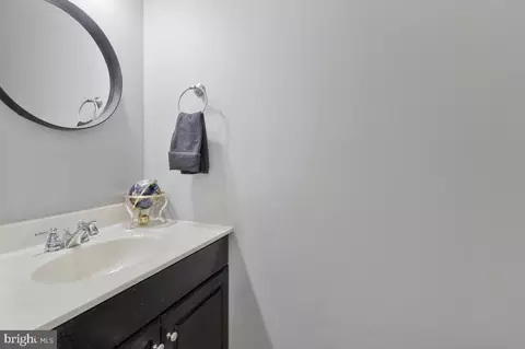 Entry Way - 3939 7th St, North Beach, MD 20714 photo 3 of 3