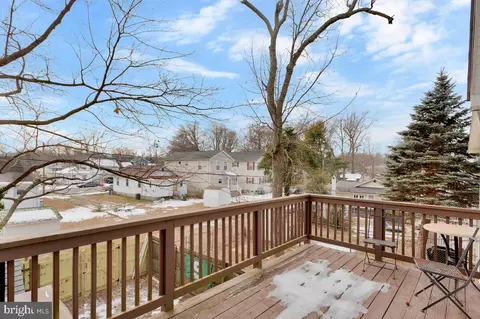 Exterior - 3939 7th St, North Beach, MD 20714 photo 6 of 14