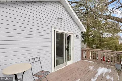 Exterior - 3939 7th St, North Beach, MD 20714 photo 7 of 14