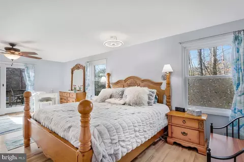 Bedroom - 263 Frontier Trl, Lusby, MD 20657 photo 3 of 11