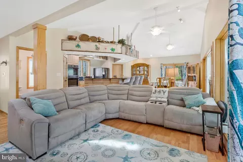 Living - 263 Frontier Trl, Lusby, MD 20657 photo 2 of 3
