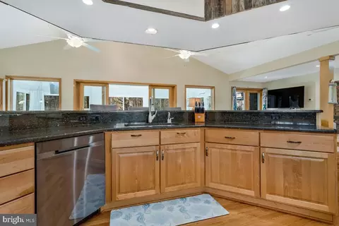 Kitchen - 263 Frontier Trl, Lusby, MD 20657 photo 3 of 6