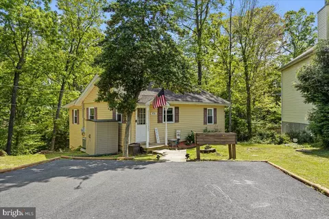 976 Eagle Pt, Lusby, MD 20657 photo 2