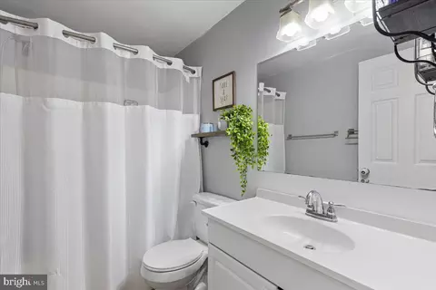 976 Eagle Pt, Lusby, MD 20657 photo 12