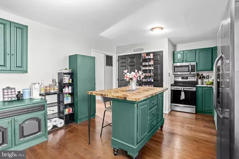 Kitchen - 563 Maple Way, Lusby, MD 20657 photo 3 of 4