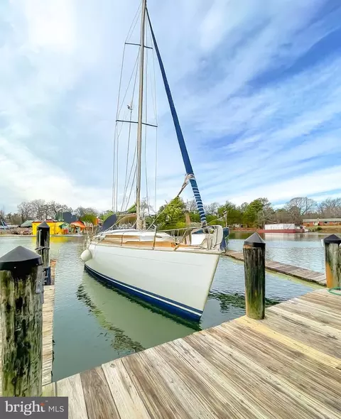 221 Driftwood Ln #221, Solomons, MD 20688