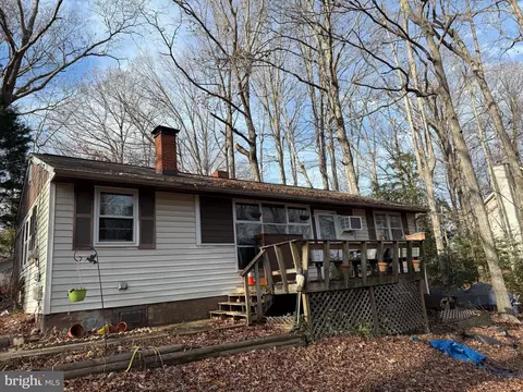 352 Red Cloud Rd, Lusby, MD 20657 photo 1