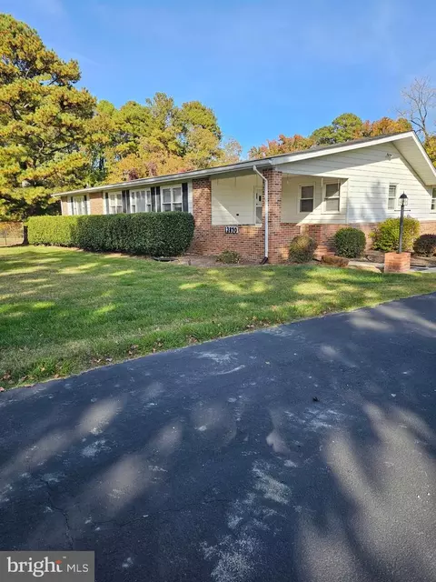 Exterior - 13870 Dowell Rd, Solomons, MD 20688 photo 2 of 6