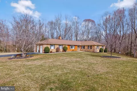 3986 Shamrock Ln, Port Republic, MD 20676