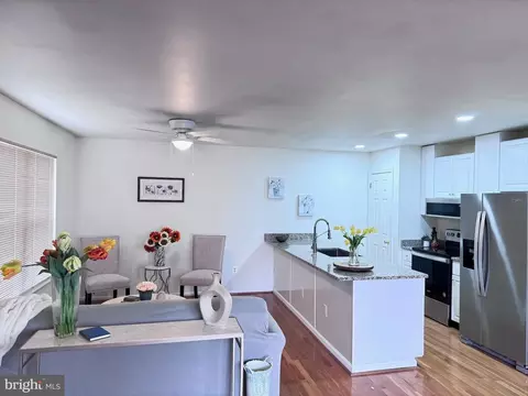 3635 7th St, North Beach, MD 20714
