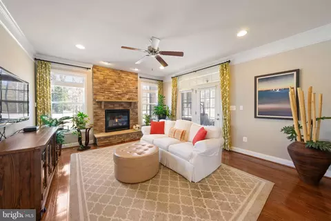Living - 13888 Victory, Solomons, MD 20688 photo 1 of 2