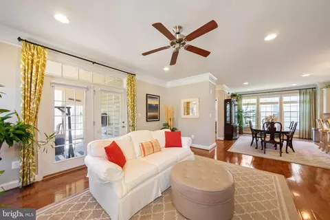 Living - 13888 Victory, Solomons, MD 20688 photo 2 of 2