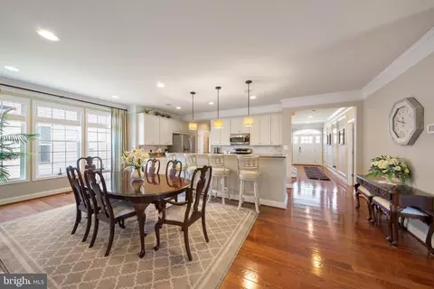 Dining - 13888 Victory, Solomons, MD 20688 photo 2 of 3