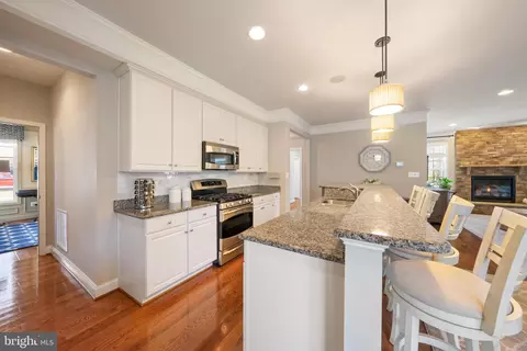 Entry Way - 13888 Victory, Solomons, MD 20688 photo 10 of 16