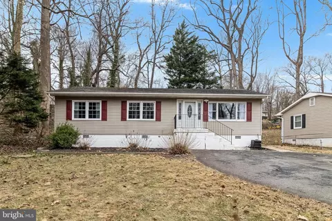 5461 Bayview Ave, Saint Leonard, MD 20685
