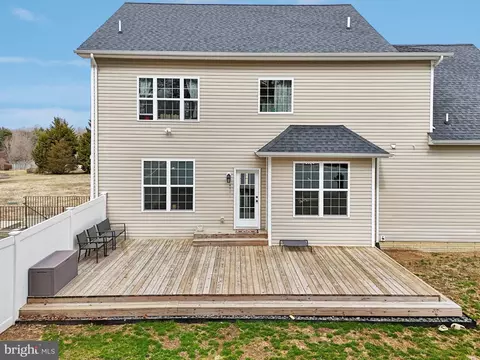 Exterior - 8234 Copperleaf Ct, Owings, MD 20736 photo 11 of 20