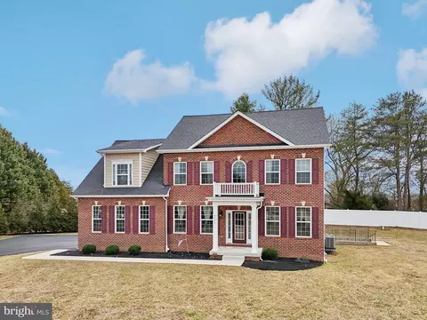 Exterior - 8234 Copperleaf Ct, Owings, MD 20736 photo 2 of 20