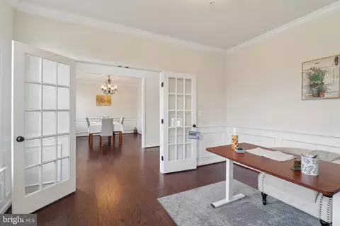 Entry Way - 8234 Copperleaf Ct, Owings, MD 20736 photo 9 of 31