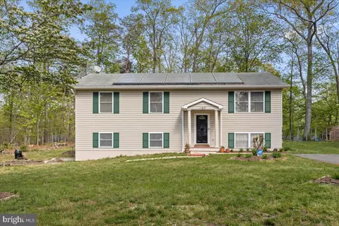 11448 Stirrup Ln, Lusby, MD 20657