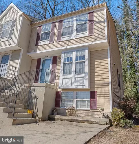 8914 Chesapeake Lighthouse Dr, North Beach, MD 20714