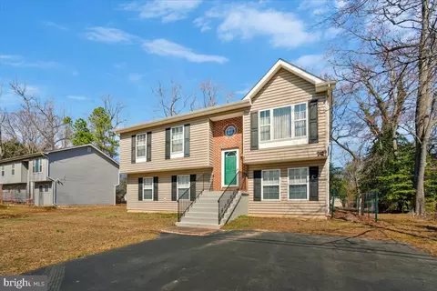 834 San Mateo Trl, Lusby, MD 20657