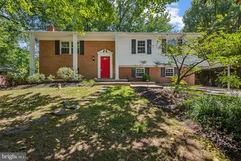 9911 Jonathan Dr, Dunkirk, MD 20754