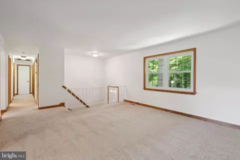 Living - 9911 Jonathan Dr, Dunkirk, MD 20754 photo 1 of 3