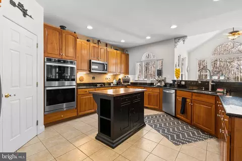 Kitchen - 11025 Judith Ln, Dunkirk, MD 20754 photo 2 of 5