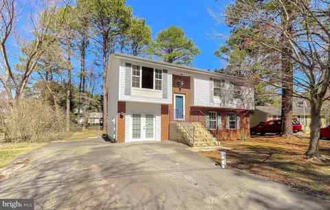 446 Chestnut Dr, Lusby, MD 20657