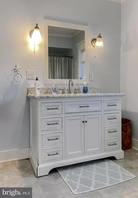 Bath - 14321 Calvert St, Solomons, MD 20688 photo 1 of 4