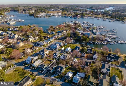 View/Area - 14321 Calvert St, Solomons, MD 20688 photo 8 of 16
