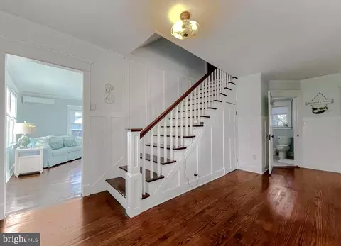 Entry Way - 14321 Calvert St, Solomons, MD 20688 photo 2 of 2