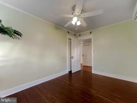 Bedroom - 14321 Calvert St, Solomons, MD 20688 photo 6 of 7