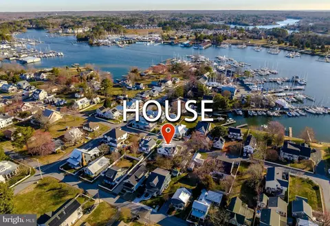 View/Area - 14321 Calvert St, Solomons, MD 20688 photo 3 of 16