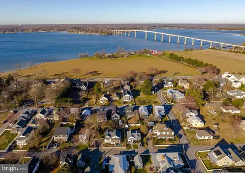 View/Area - 14321 Calvert St, Solomons, MD 20688 photo 4 of 16