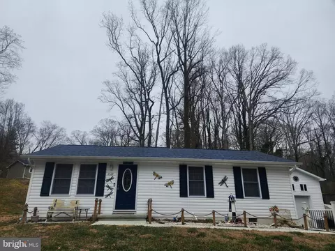 1569 Calvert Beach Rd, Saint Leonard, MD 20685