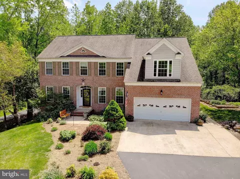4359 S Creek Ct, Huntingtown, MD 20639