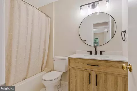 9520 Owens Ln, Dunkirk, MD 20754 photo 11