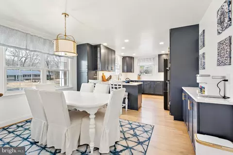 Dining - 11213 Oakwood Dr, Dunkirk, MD 20754 photo 1 of 2