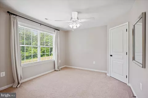 Bedroom - 12670 Perrywood Ln, Dunkirk, MD 20754 photo 7 of 10