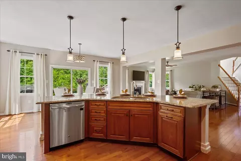 Kitchen - 12670 Perrywood Ln, Dunkirk, MD 20754 photo 9 of 14
